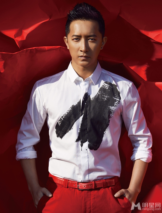 韩庚红色造型写真 彰显男人野性魅力