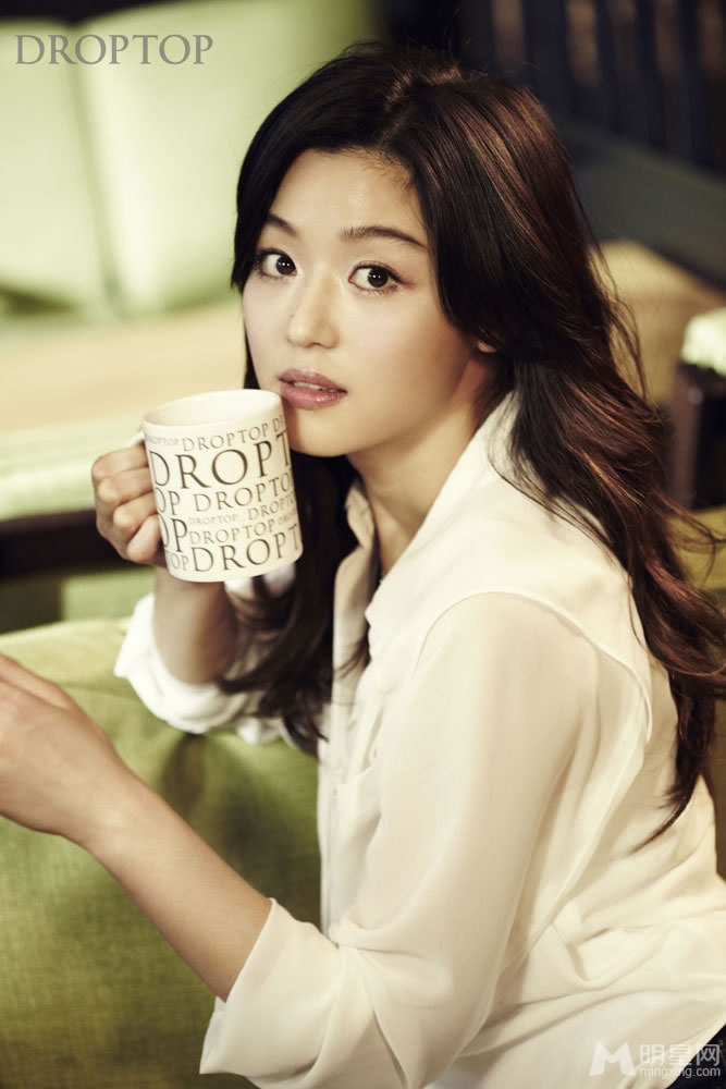 全智贤咖啡品牌宣传写真 散发女人香气