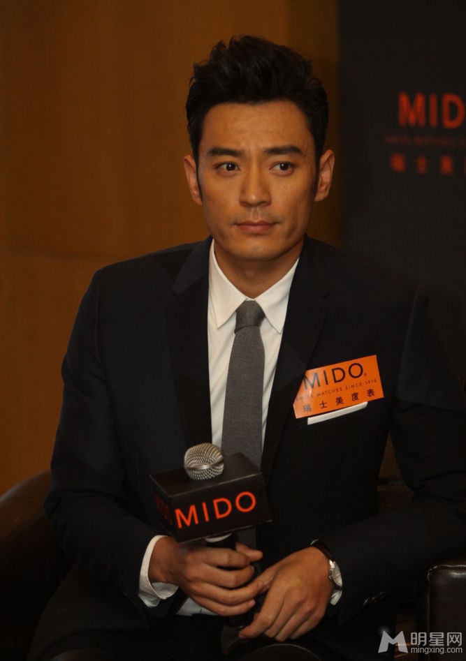 吴尊自曝愿参加亲子节目 张檬红唇显妩媚