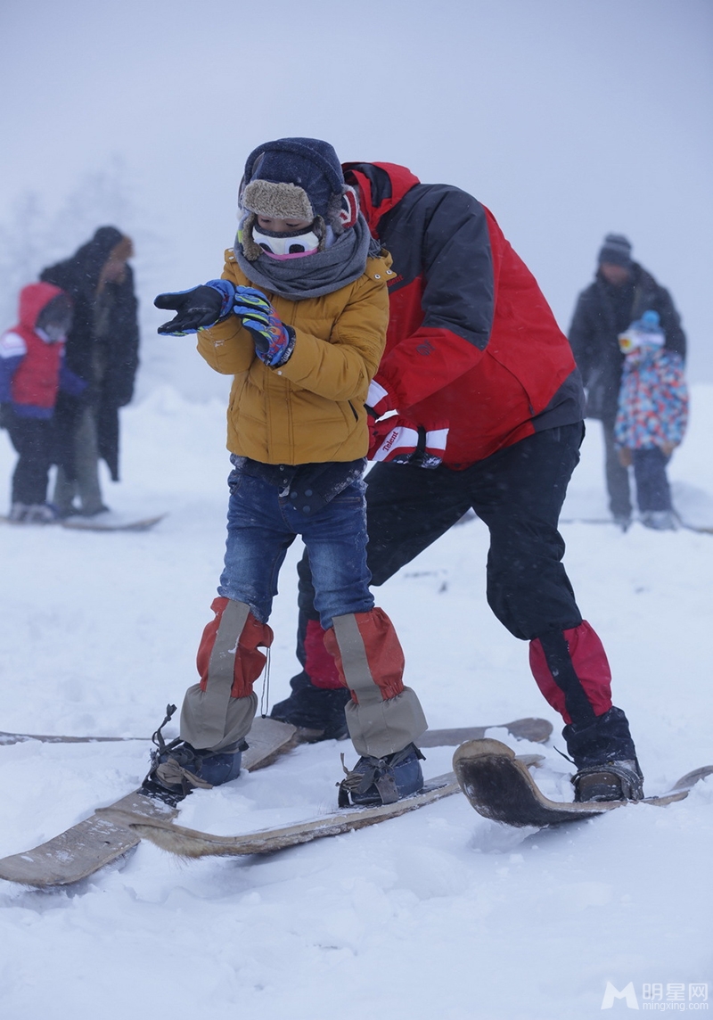 爸爸去哪儿最后一集海量剧照 体验雪乡酷寒生活