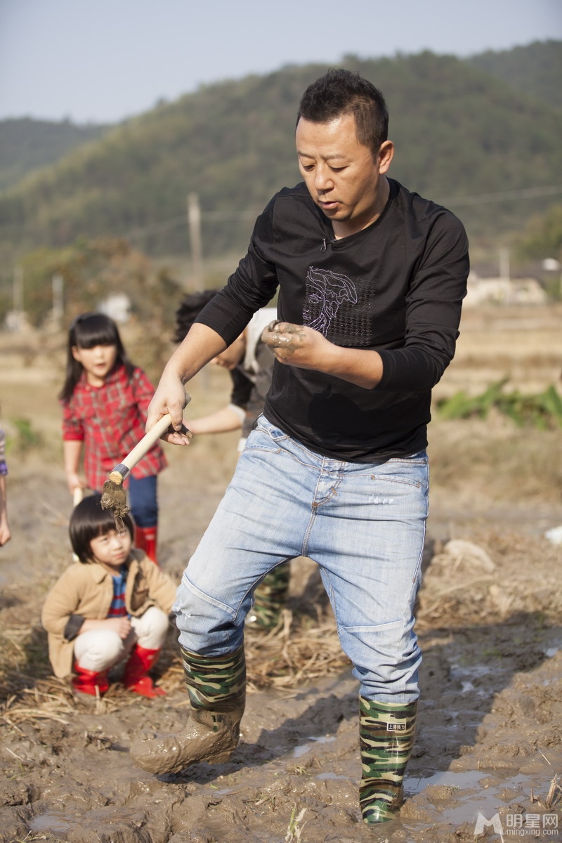 爸爸去哪儿第九期全纪录 调换父子见真情