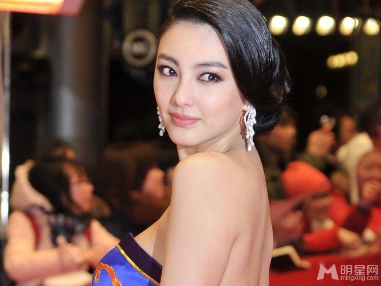 杨幂杨颖高圆圆 那些出道多年依旧清纯的明星