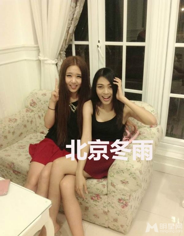 李连杰25岁大女儿私照曝光 继承妈妈美貌