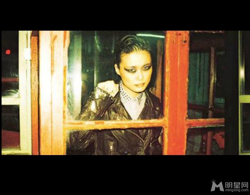 李宇春登意大利VOGUE杂志开年版