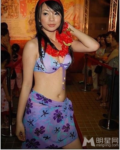 陶喆与嫩模简宝珊疑离婚 昔日火辣泳装照曝光