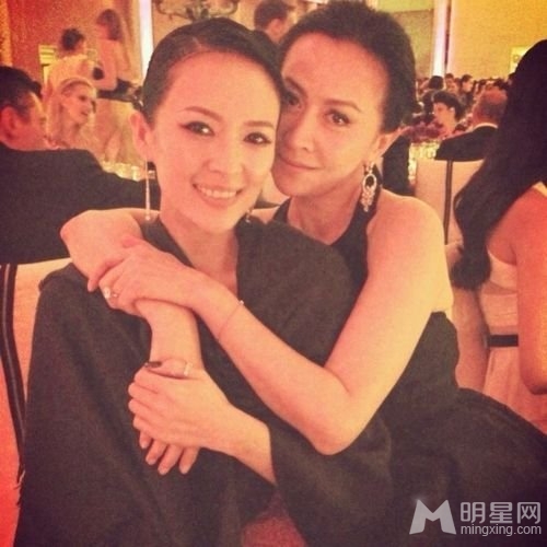 邓文迪亲自下厨宴请章子怡刘嘉玲 破不和传闻
