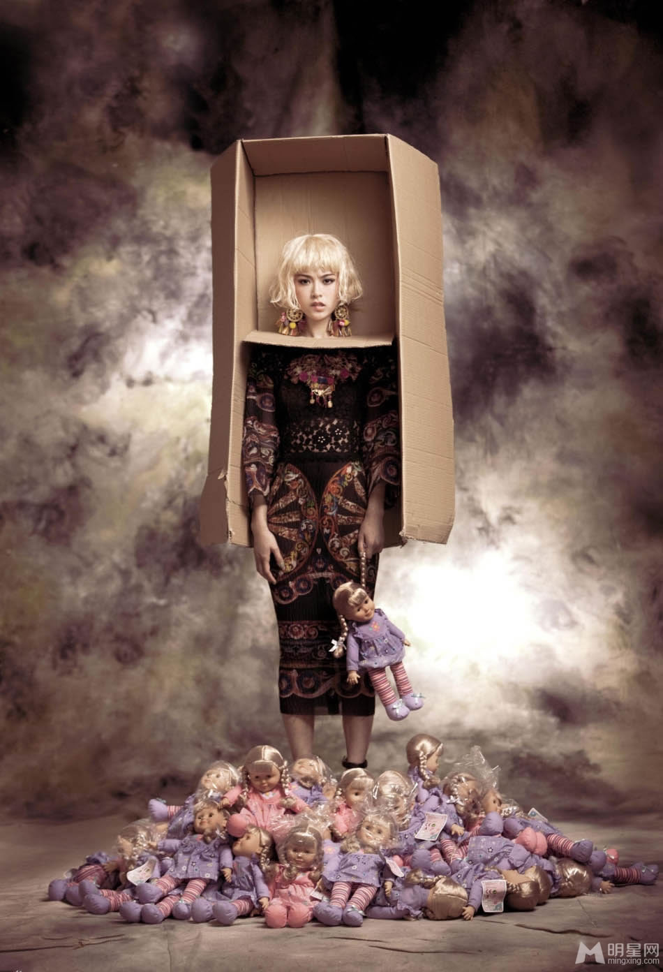 文咏珊七宗罪主题写真 洋娃娃造型梦幻诡异