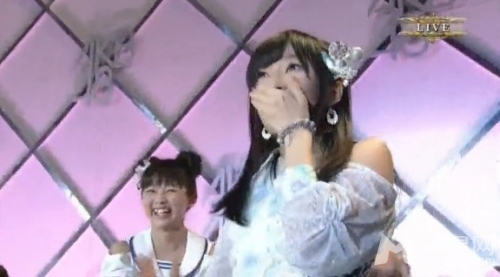 日本AKB48选举引全民关注 现场照曝光