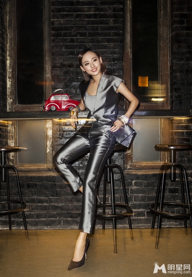 杨幂林志玲 当红女星美腿连连看
