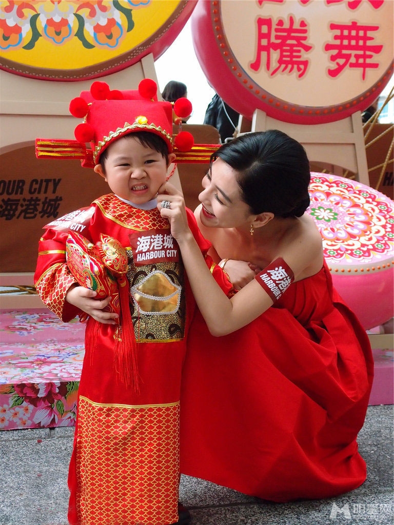 AngelaBaby红装喜迎新春