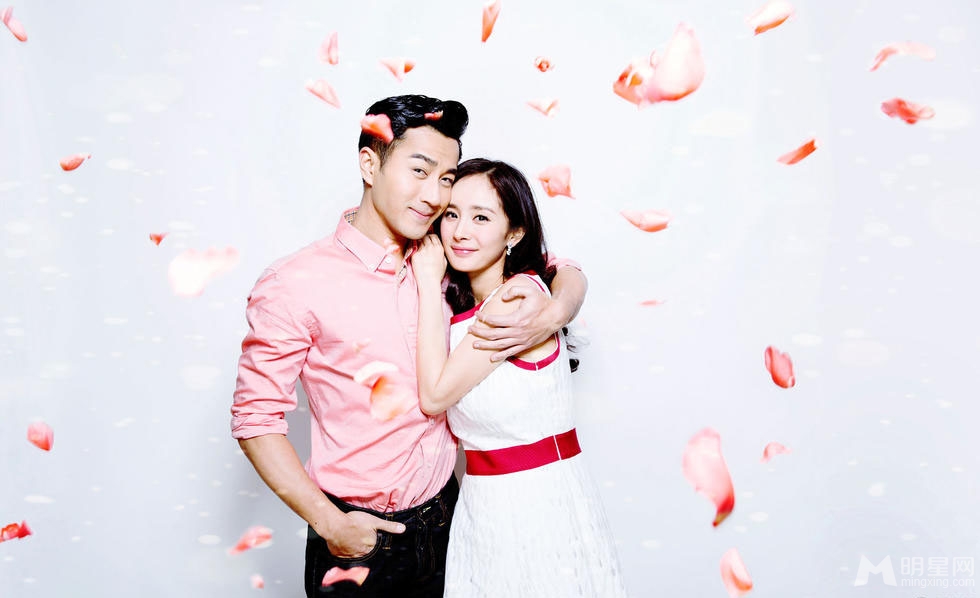 杨幂怀孕三个月 新婚夫妻全新甜蜜大片