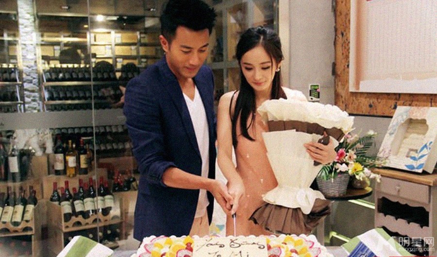 杨幂刘恺威今日大婚 两人25个甜蜜瞬间回顾