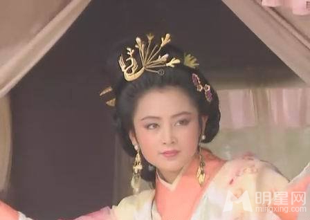 图揭荧幕上魅惑君王的绝色美女
