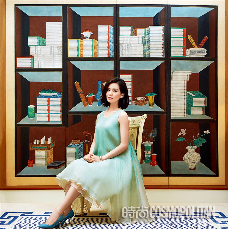 刘诗诗济州岛时尚杂志大片 展清新妩媚百变风情