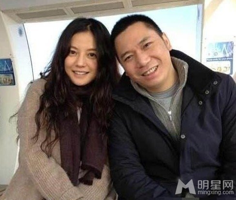 致青春赵薇疑似与婆婆合照泄出