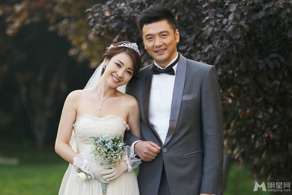 柳岩咱们结婚吧披婚纱 黄金剩女终觅幸福