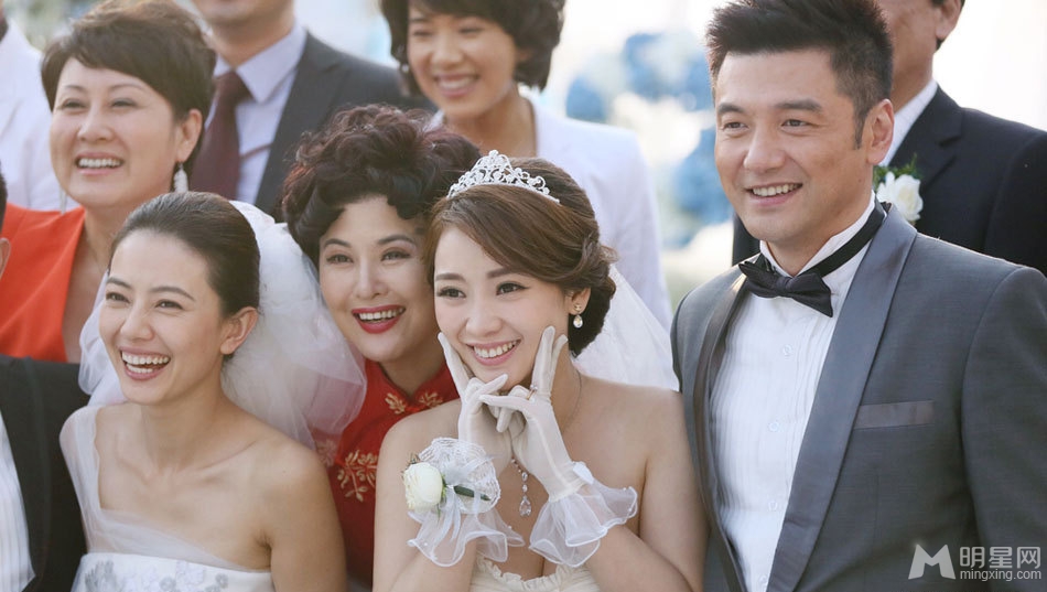 柳岩咱们结婚吧披婚纱 黄金剩女终觅幸福