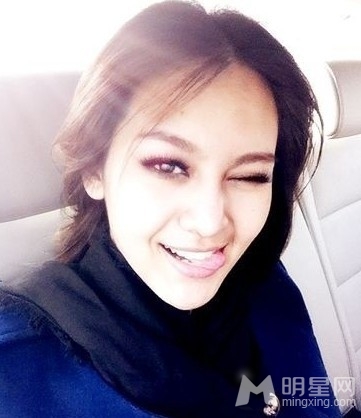 李晨前女友新疆女孩迪丽娜尔美艳私房照