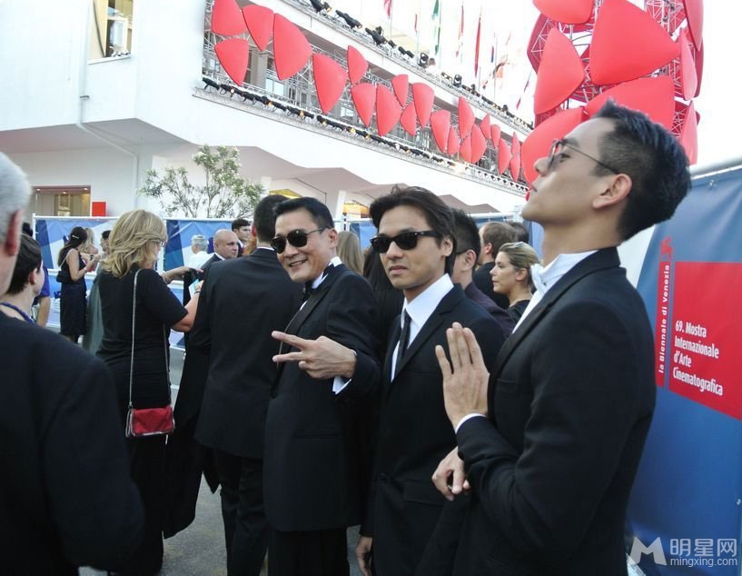 彭于晏携太极亮相威尼斯