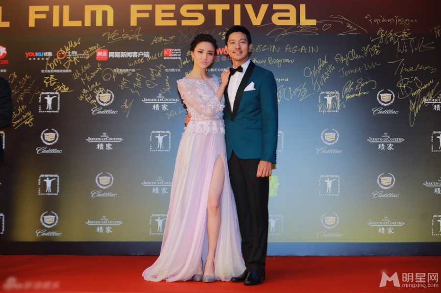 上海电影节红毯群星斗艳 倪妮林志玲李冰冰争艳