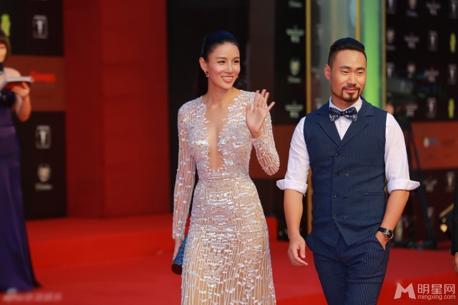 上海电影节红毯群星斗艳 倪妮林志玲李冰冰争艳
