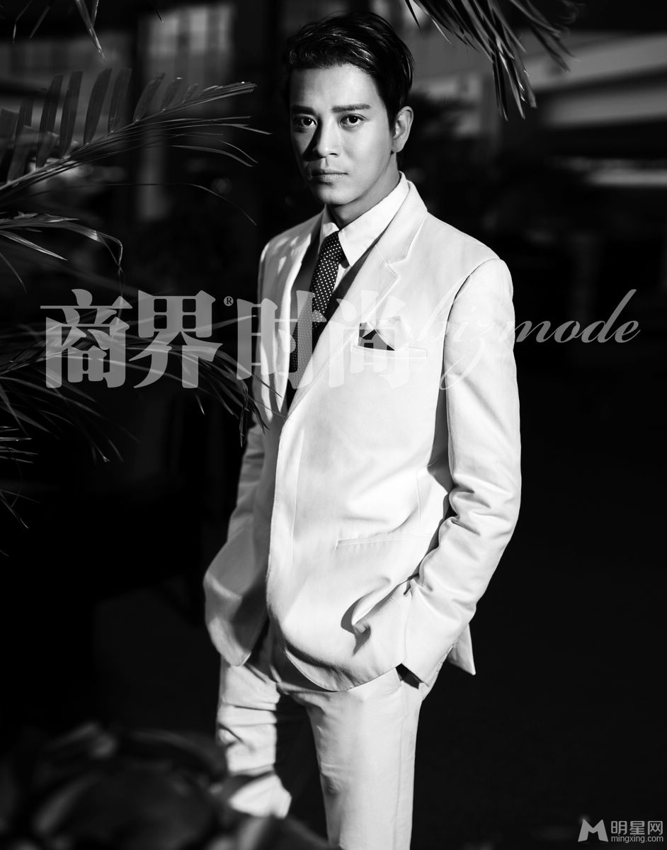 陈晓东黑白影像尽显酷感魅力