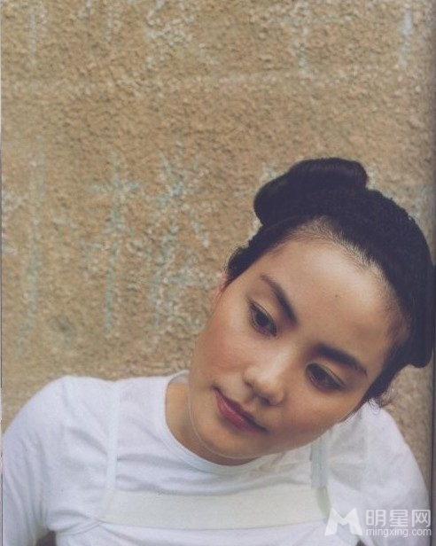 王菲1997年写真曝光 清纯可人