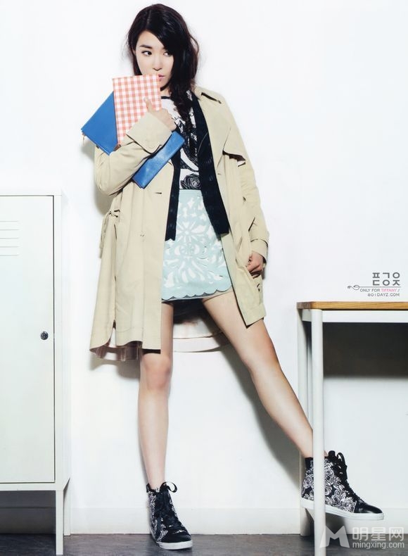 少女时代tiffanyVogueGirl9月画报