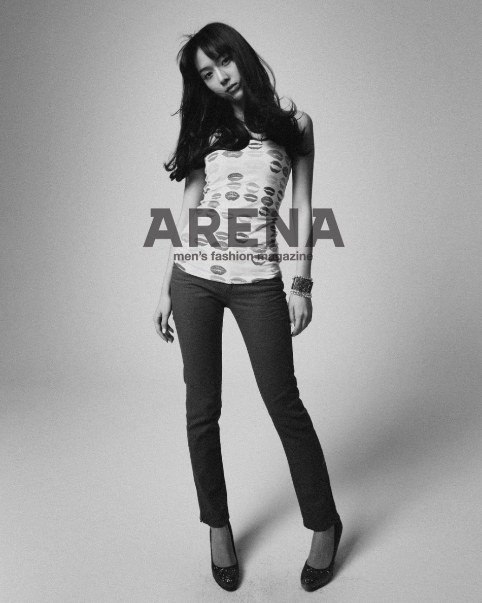 少女时代时尚杂志ARENA摄影  青涩动人魅力爆发