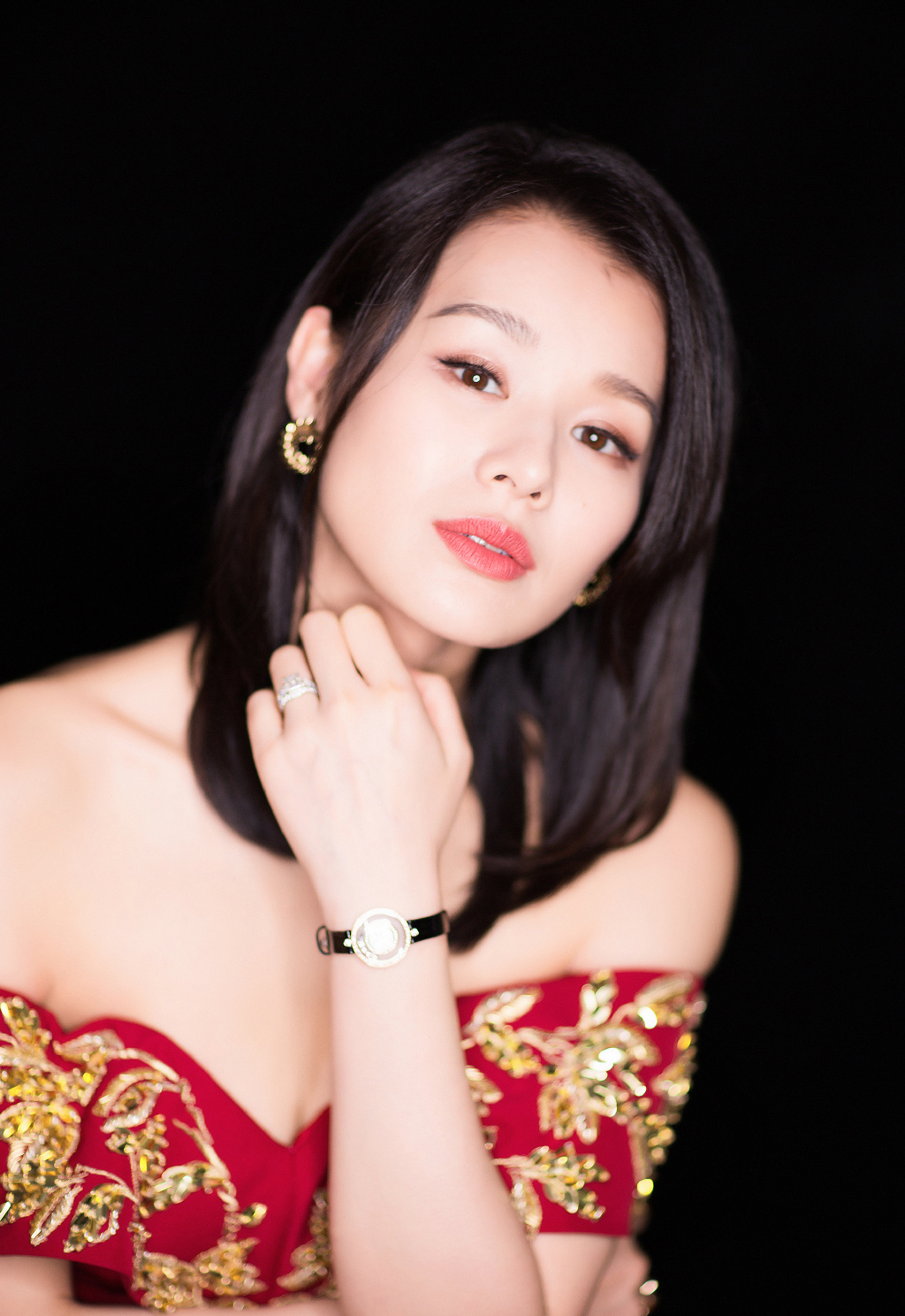 胡杏儿图片 胡杏儿性感写真图片