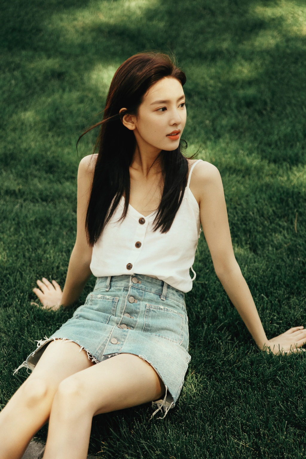 宝藏女孩章若楠图片 章若楠图片
