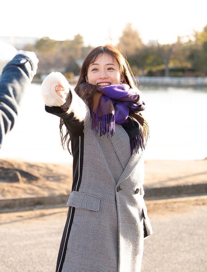 石原里美温暖私服照图片