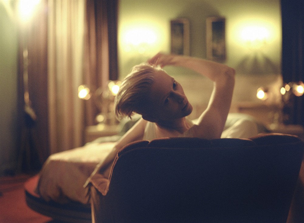英国演员蒂尔达·斯文顿帅气写真图片