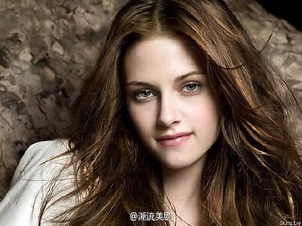 暮光女主角克里斯汀斯图尔特出柜！Kristen Stewart恋上前助理(图)