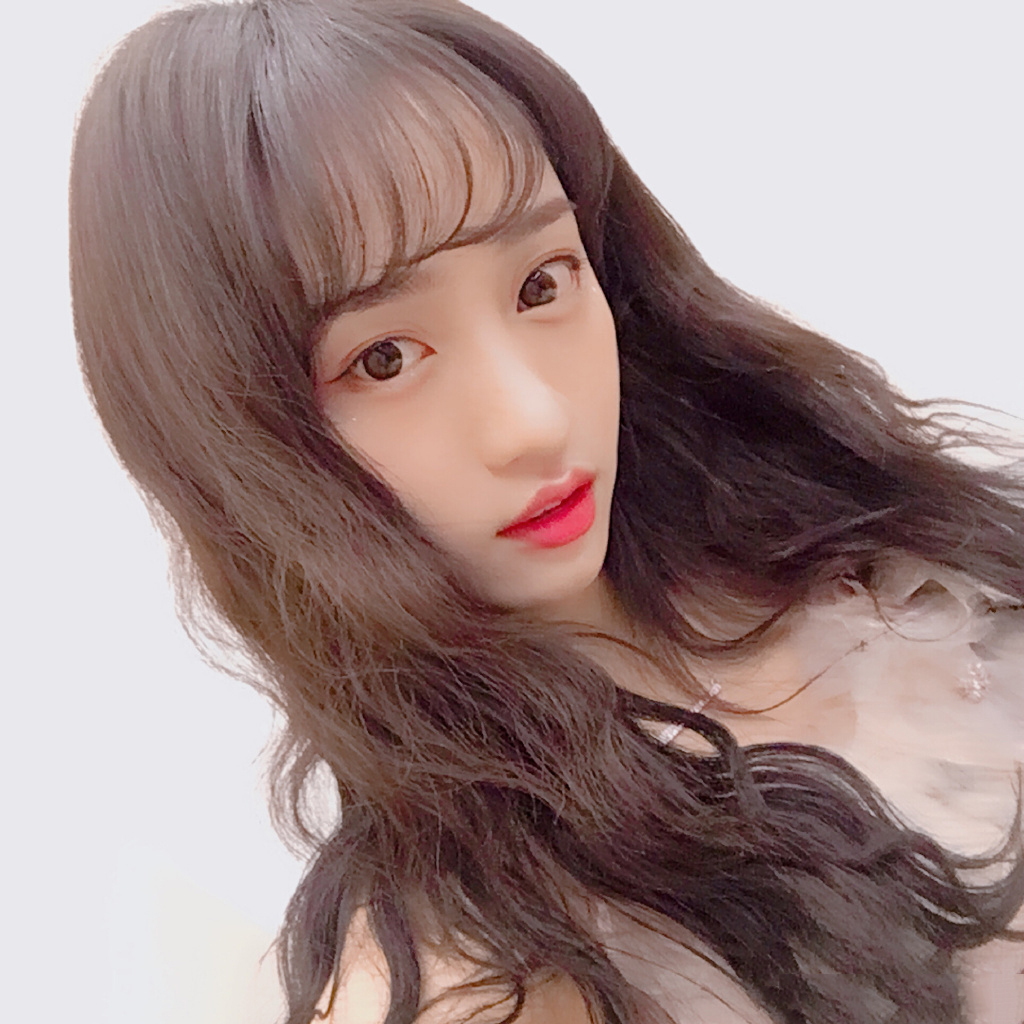 SNH48黄婷婷性感朦胧活动写真图片