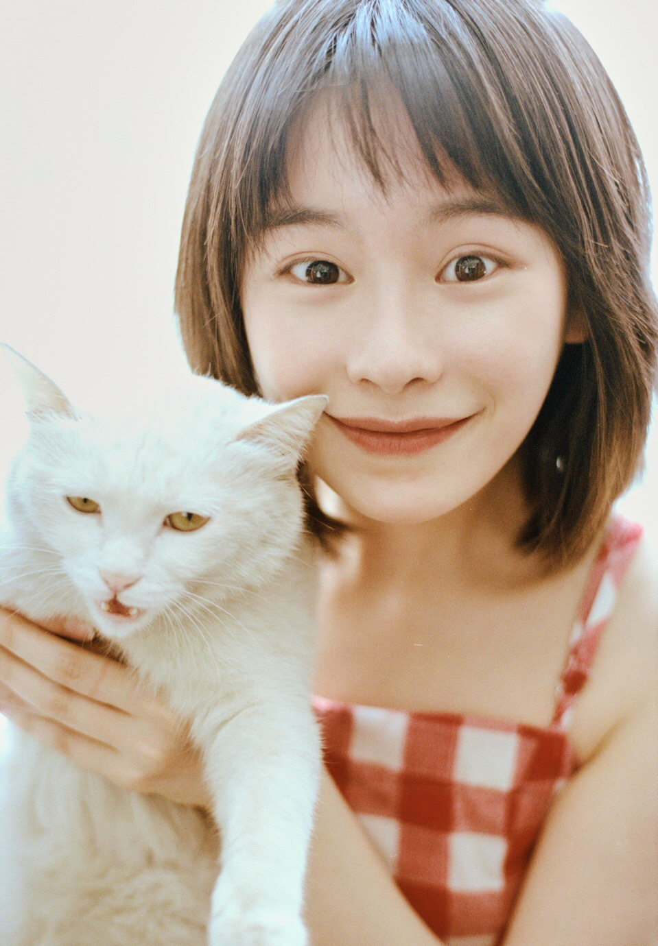 张依墨图片 张依墨性感甜美写真图片