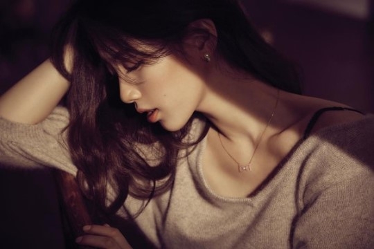 韩国女艺人秀智成熟性感写真诱惑图片