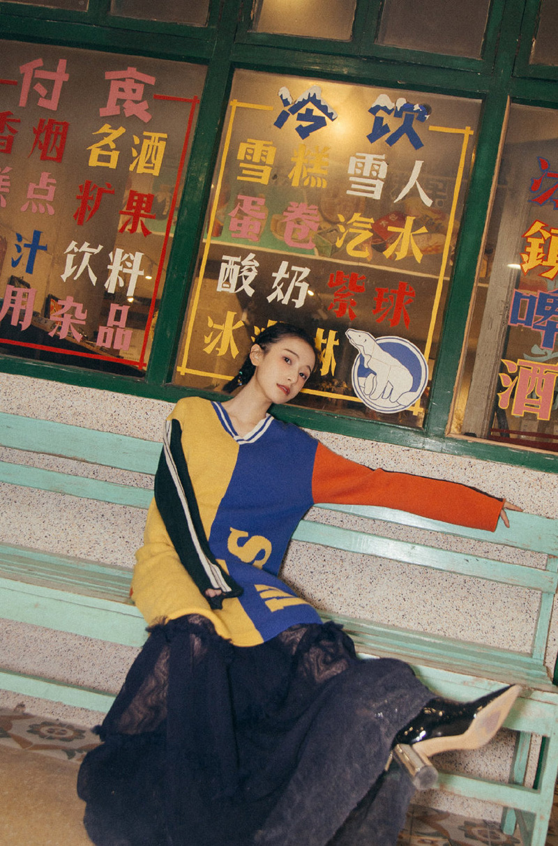 姜梓新个性时髦杂志写真图片