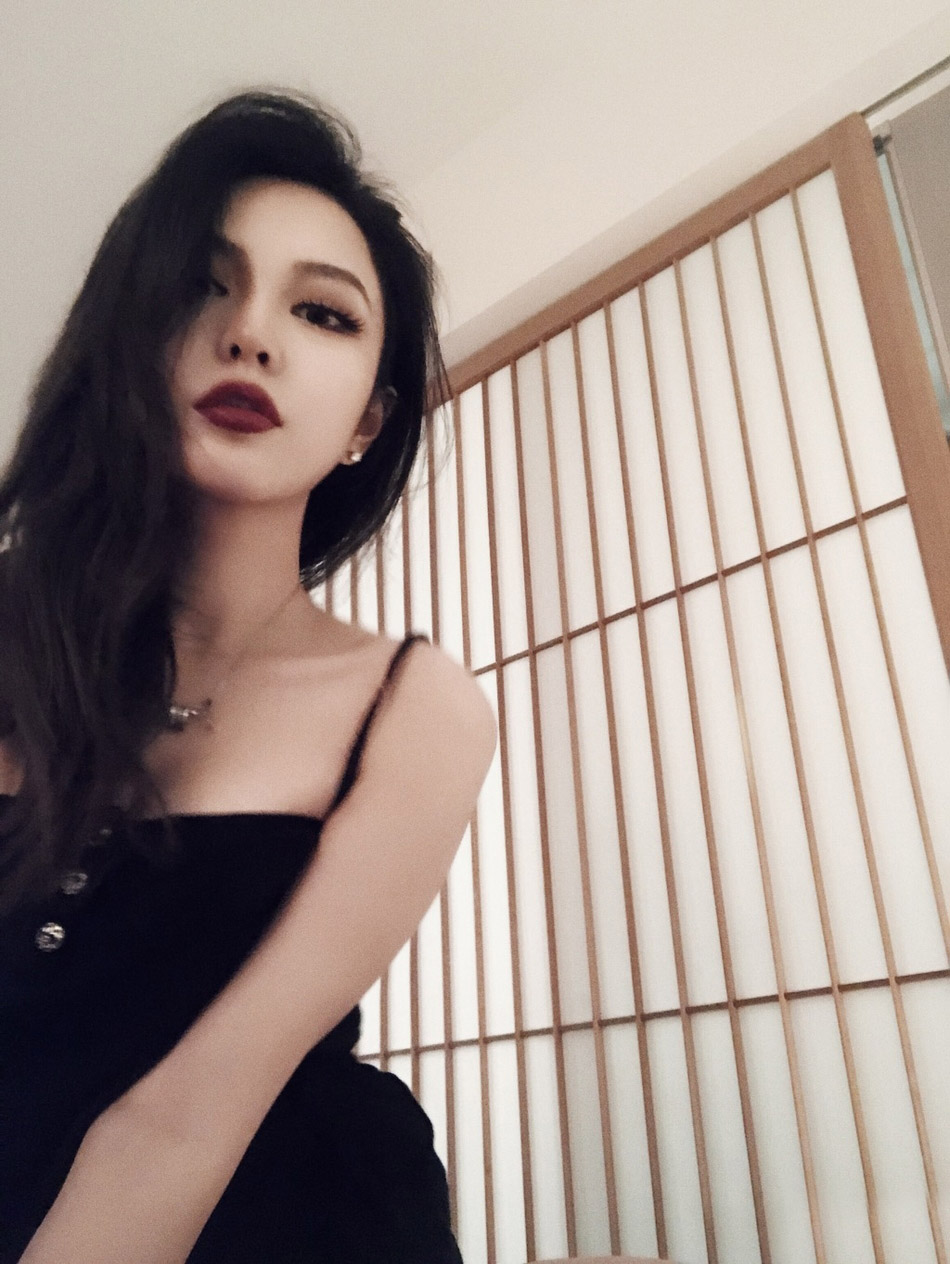 周扬青图片 周扬青性感自拍照图片