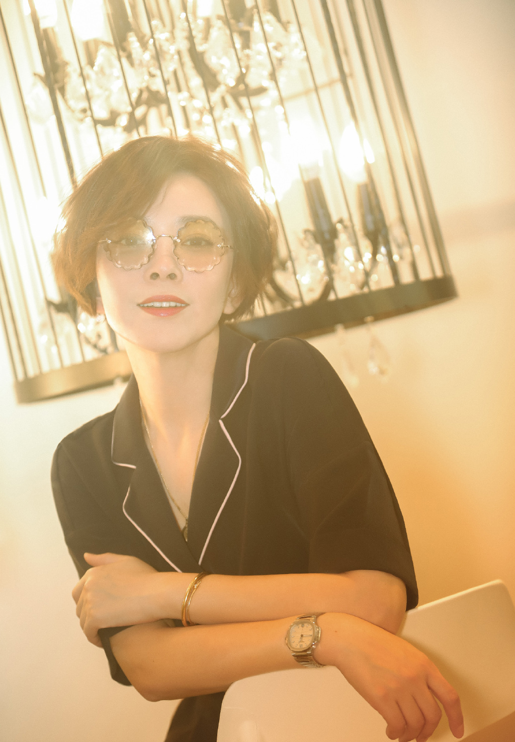 刘威葳慵懒睡衣性感私房写真