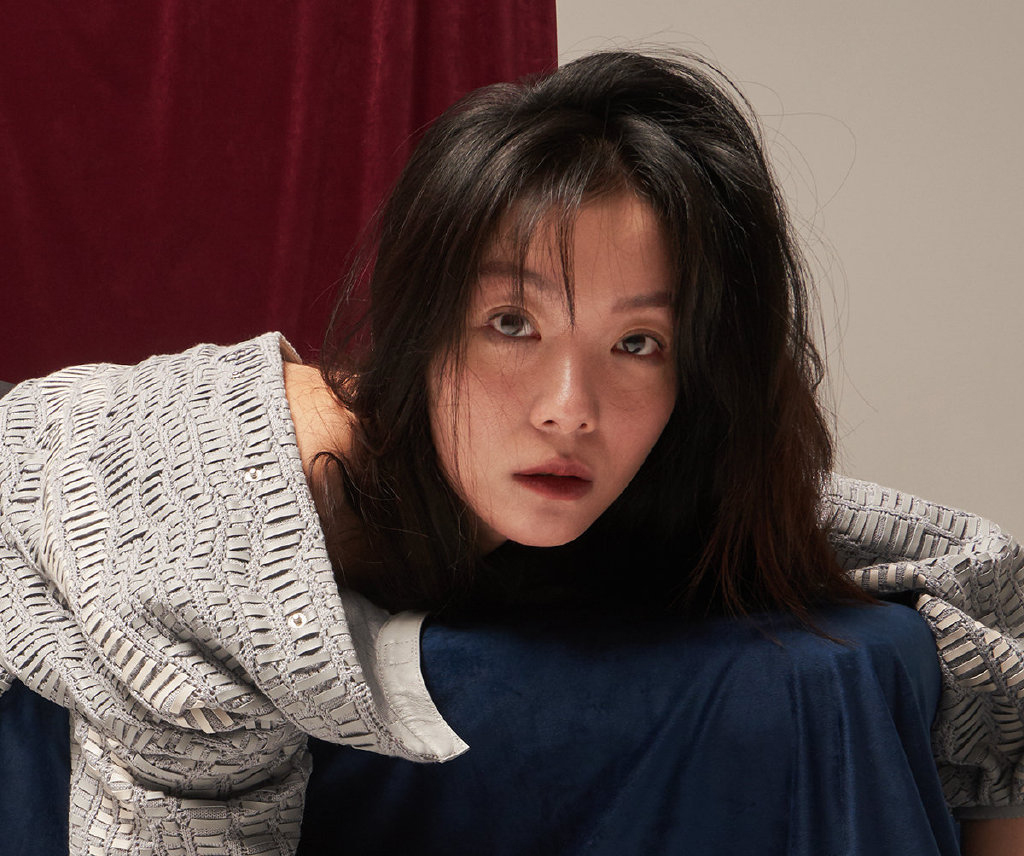齐溪性感光影写真图片