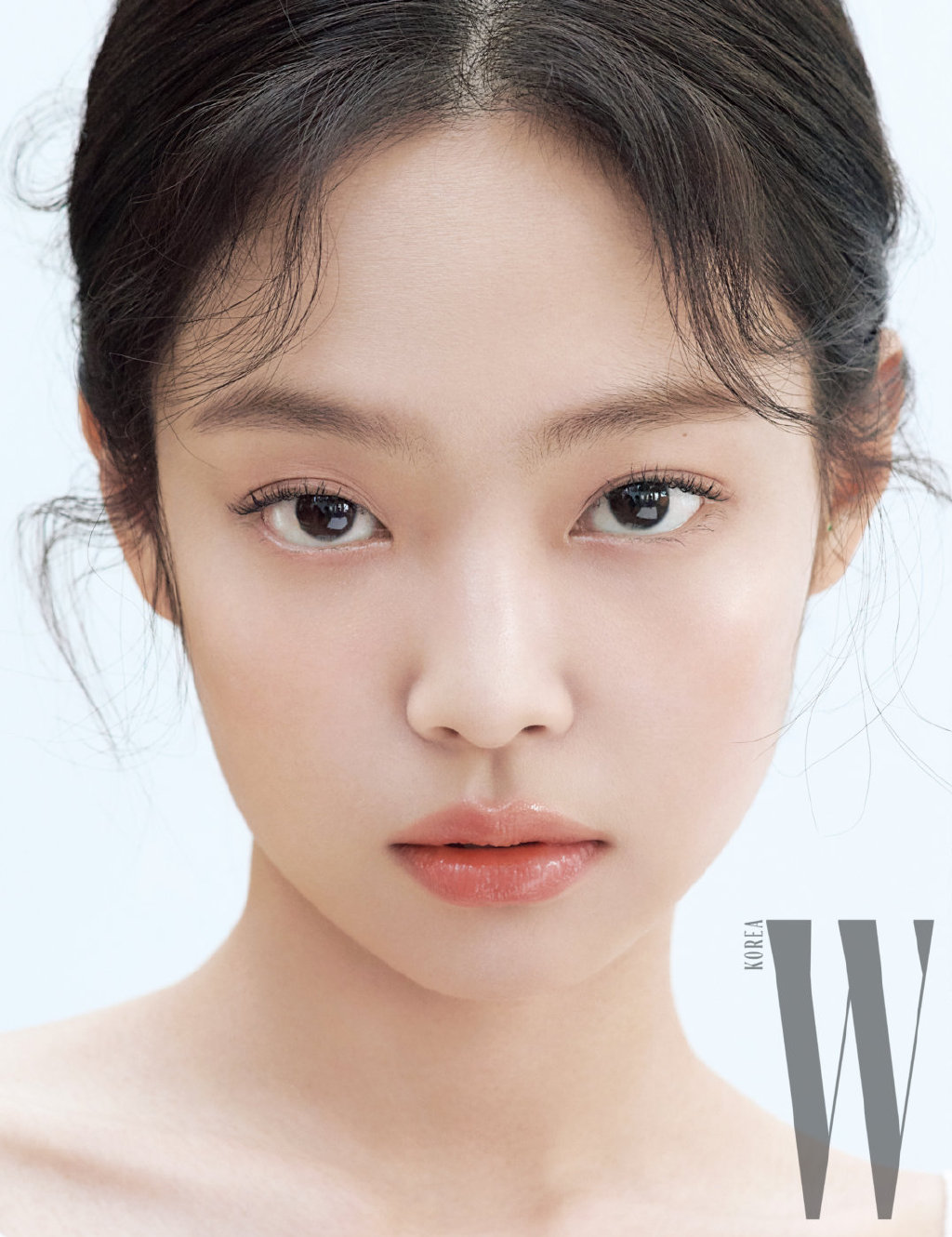 JENNIE金智妮W KOREA二月刊封面写真