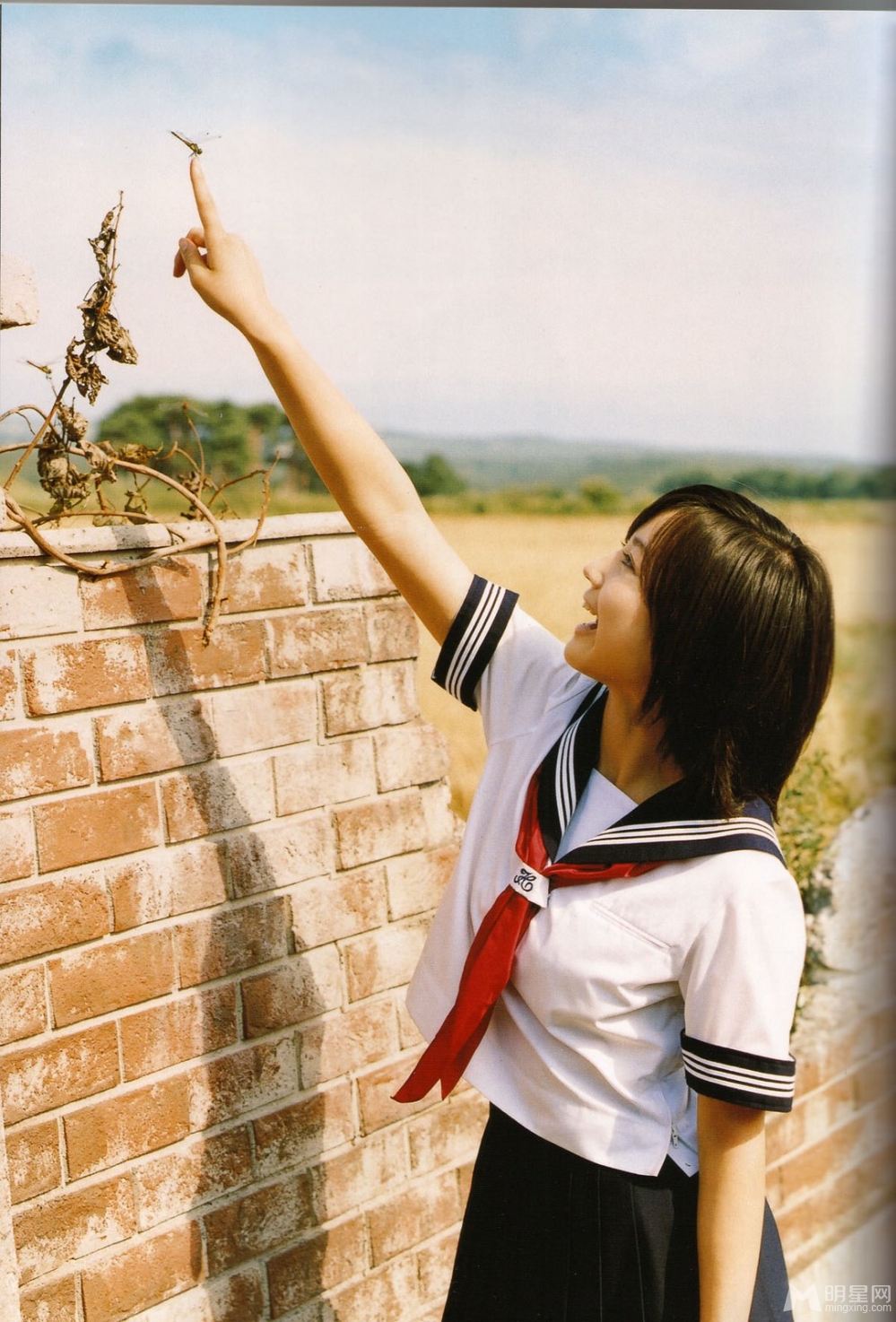 堀北真希校服写真清纯动人2 堀北真希图片