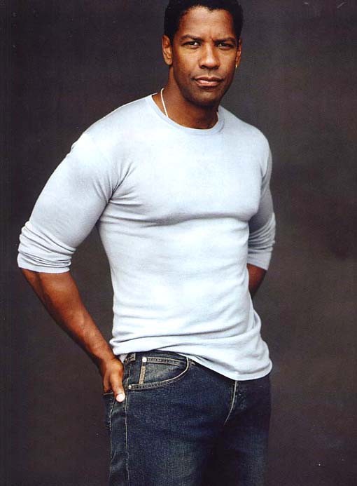 美国黑人男演员丹泽尔·华盛顿图片