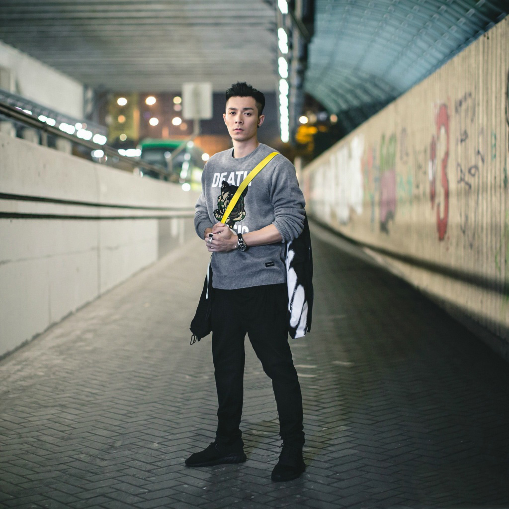 香港型男周柏豪时尚街拍图片
