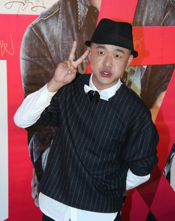 韩庚参加前任攻略首映礼 姚星彤着透视装性感抢镜