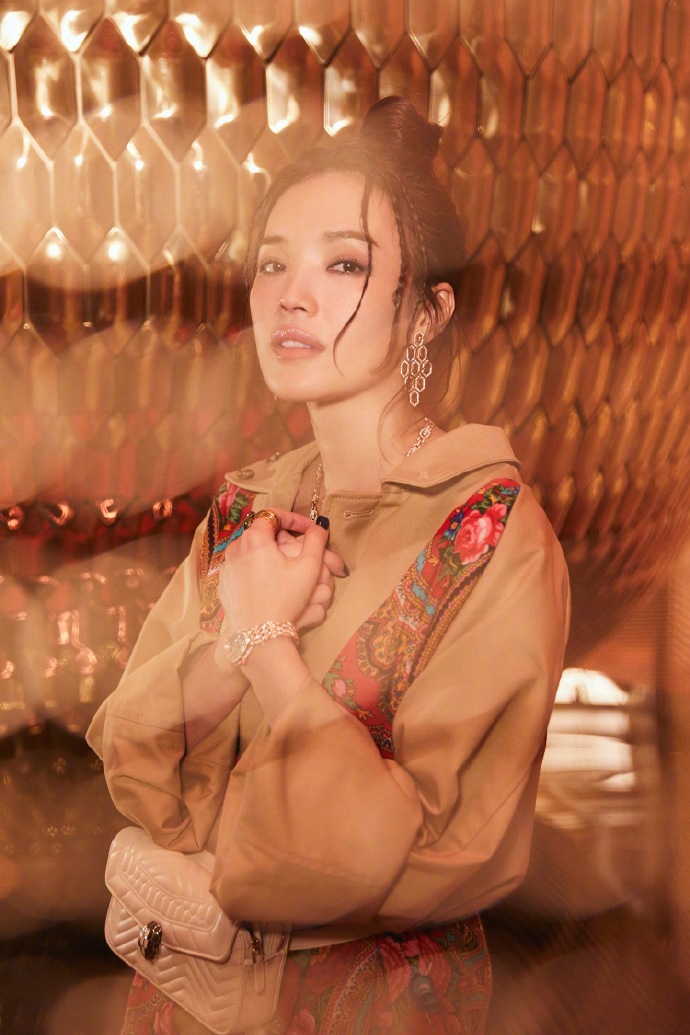 舒淇珠光宝气性感写真图片