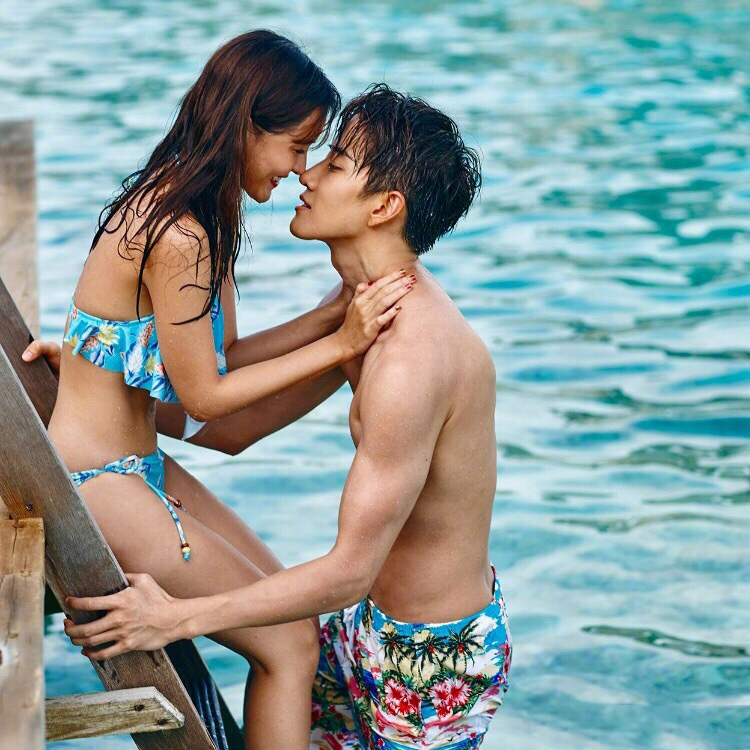 Mike李海娜超甜海边写真高清图片