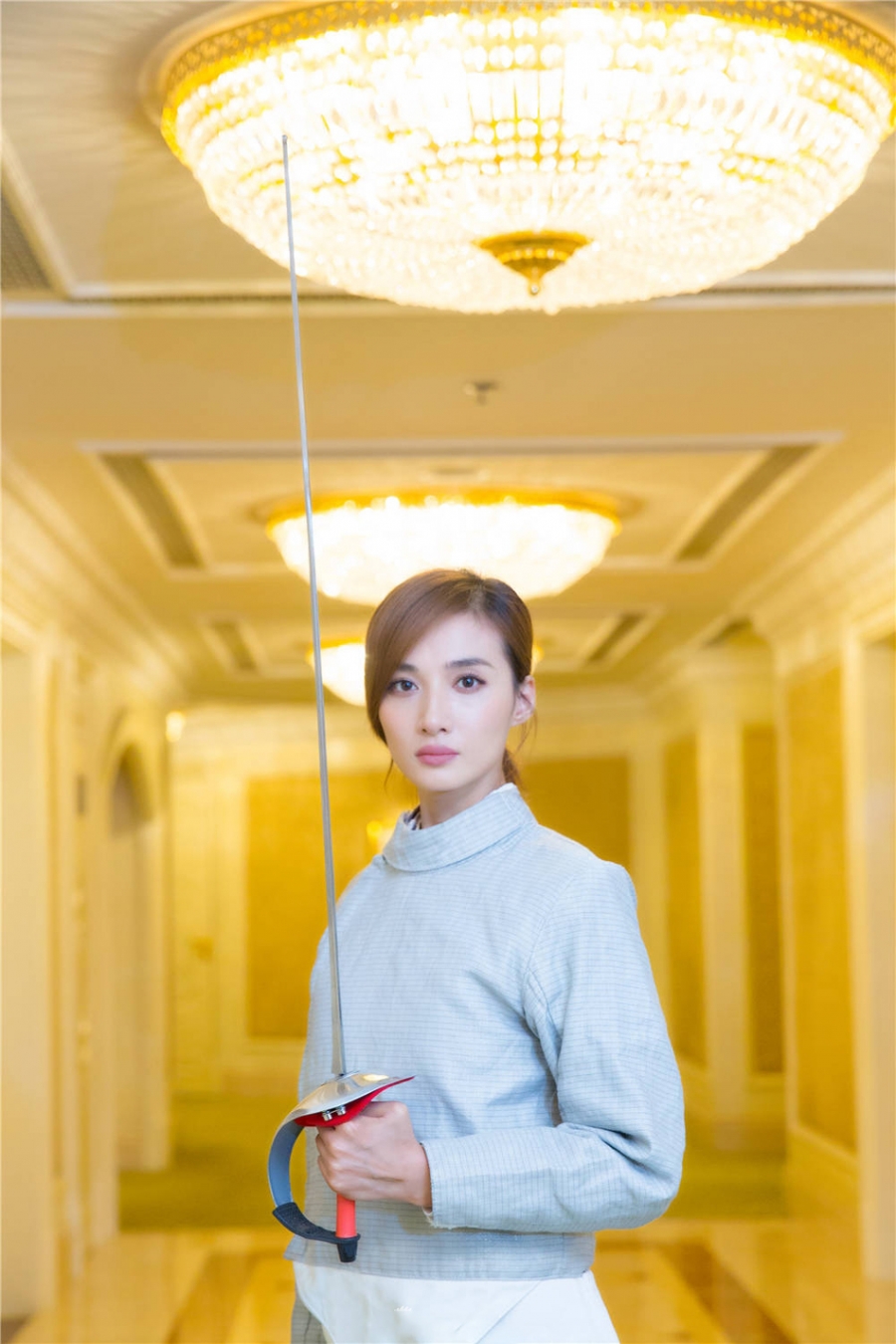 冯文娟《进击吧，闪电》击剑写真图片