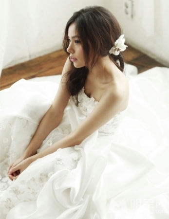 盘点韩国尚未结婚的八位婚纱美女明星 申敏儿图片
